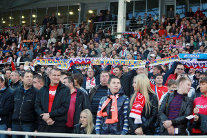 Полные трибуны Центрального стадиона Екатеринбурга всегда готовы поддержать российскую сборную